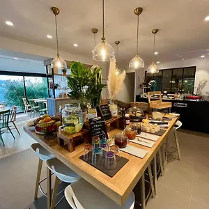 3* Hotel Campanile Centre Sortie 21 Sur A7 A9